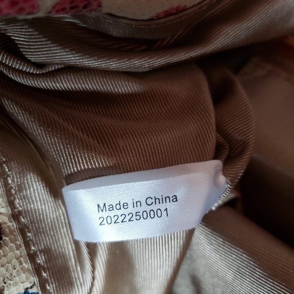 HOBO Giorgia Floral Handbag Limited Edition - Picture 14 of 14